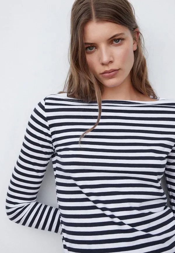 Mock Turleneck Sweater